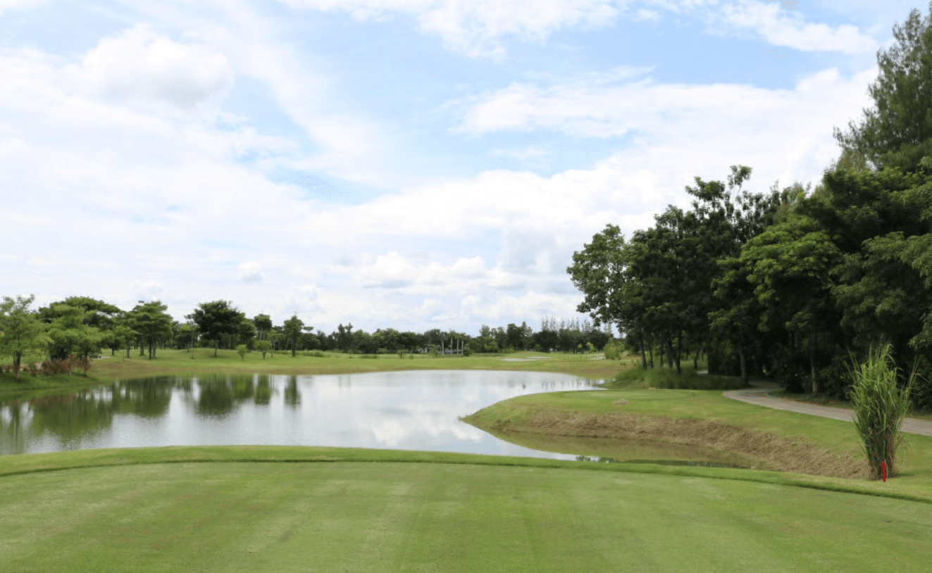 치앙마이 레가시cc 10번 홀